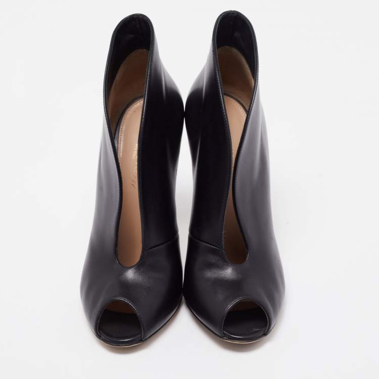 مملوكة مسبقًا Gianvito Rossi Black Leather Peep Toe Vamp Ankle Booties Size 37