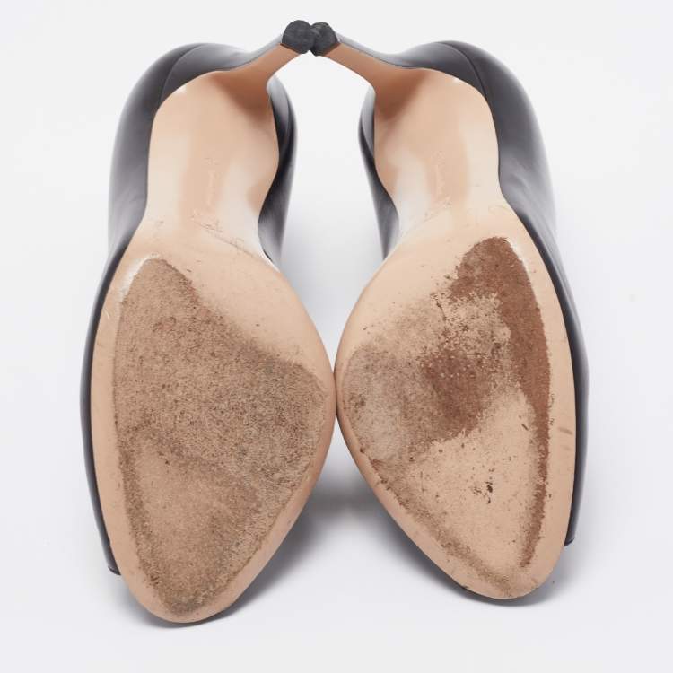 مملوكة مسبقًا Gianvito Rossi Black Leather Peep Toe Vamp Ankle Booties Size 37