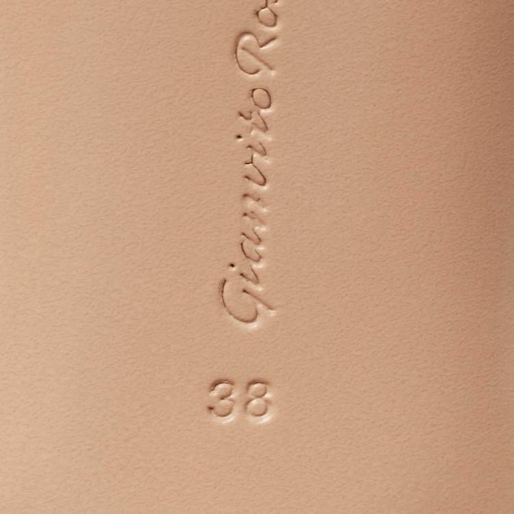 Pre Owned Gianvito Rossi Beige Suede Fanny Mules Size 38