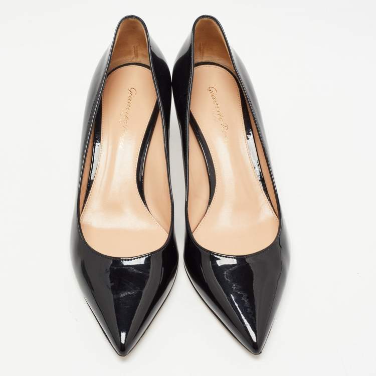 Pre Owned Gianvito Rossi Black Patent Leather Pointed Toe Pumps Size 38