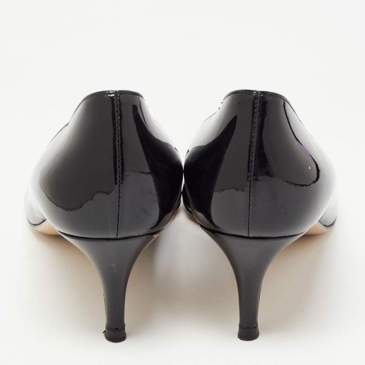 Pre Owned Gianvito Rossi Black Patent Leather Pointed Toe Pumps Size 38