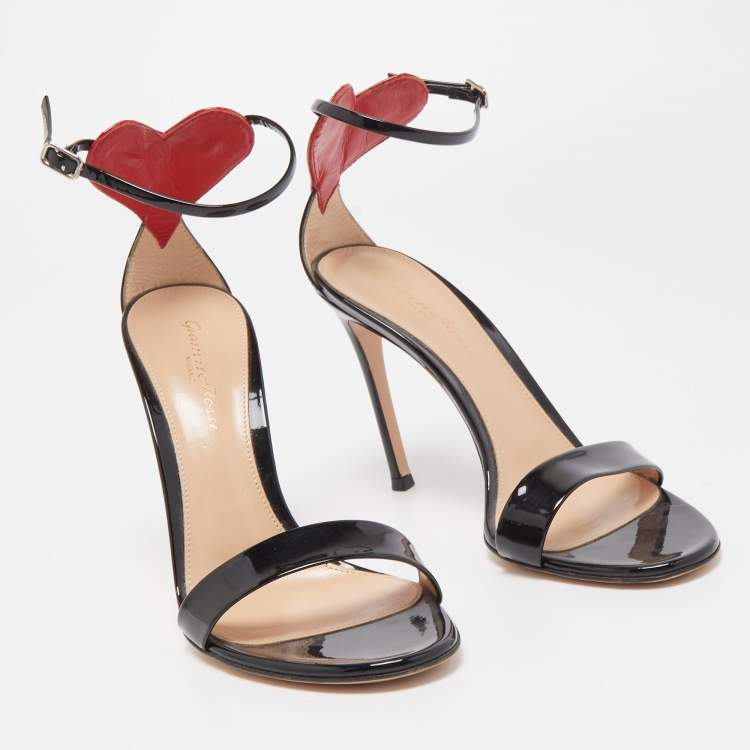 Pre Owned Gianvito Rossi Black Patent Ankle Strap Sandals Size 37.5