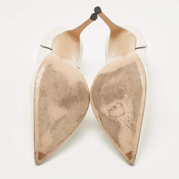 Pre Owned Gianvito Rossi White/Black Scalloped Leather Pointed Toe Pumps Size 40