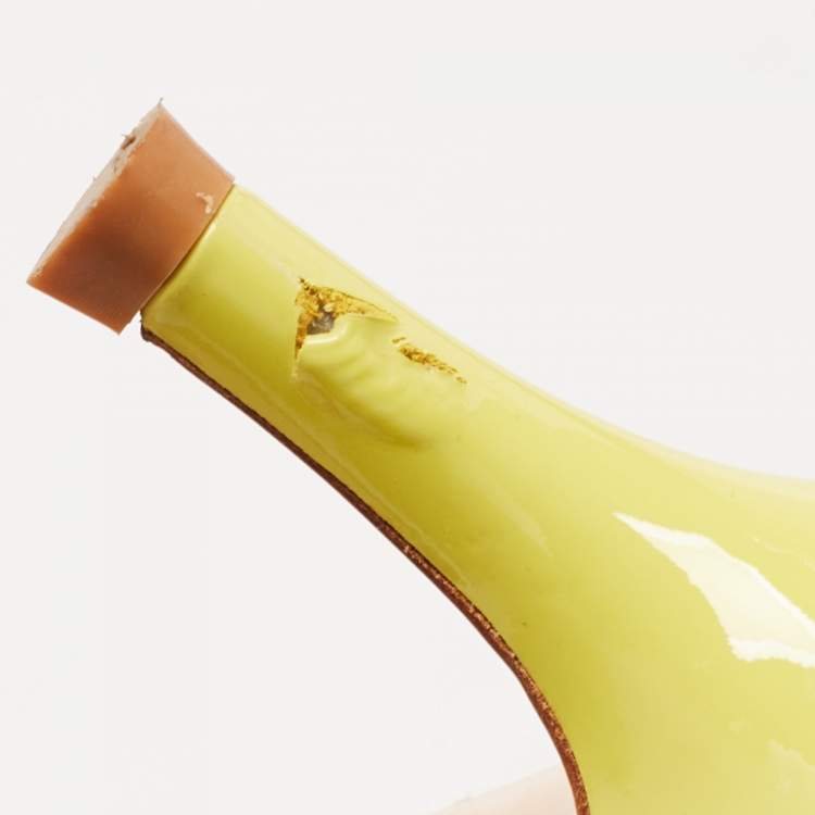 Pre Owned Gianvito Rossi Beige/Green Patent Leather Fanny Mules Size 38.5