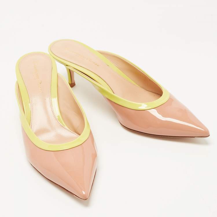 Pre Owned Gianvito Rossi Beige/Green Patent Leather Fanny Mules Size 38.5