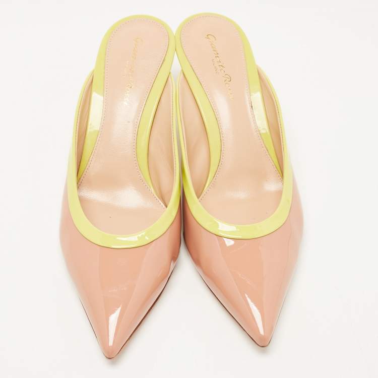Pre Owned Gianvito Rossi Beige/Green Patent Leather Fanny Mules Size 38.5