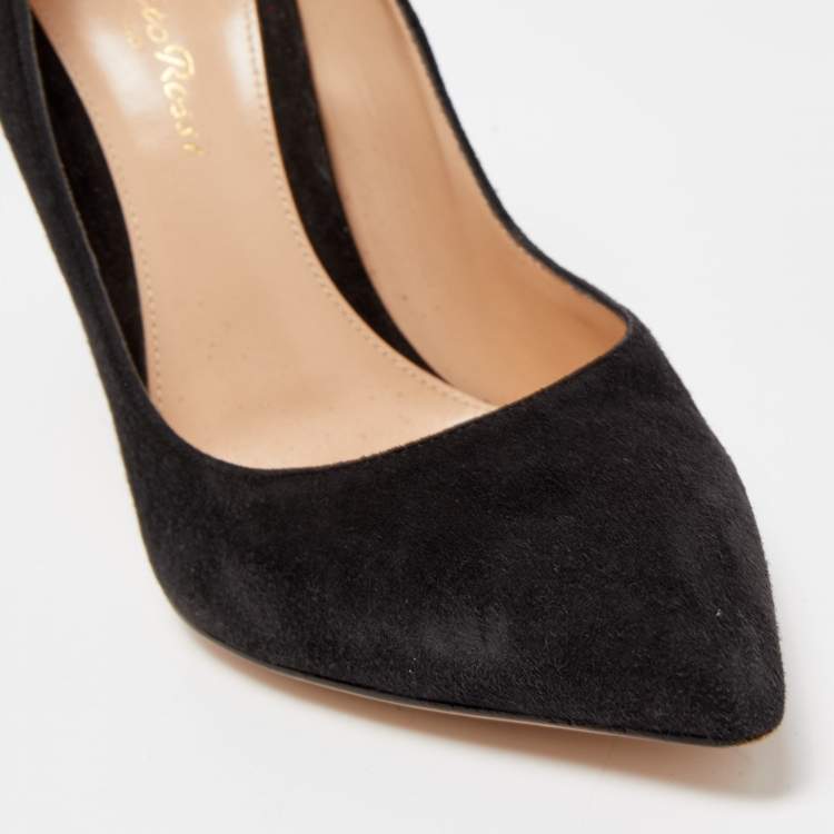 Pre Owned Gianvito Rossi Black Suede Gianvito Pumps Size 38