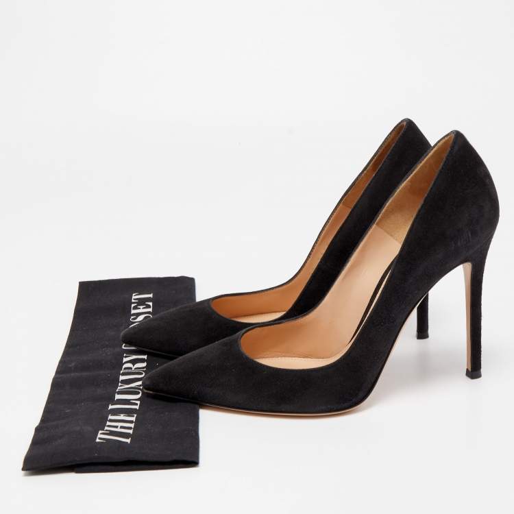 Pre Owned Gianvito Rossi Black Suede Gianvito Pumps Size 38