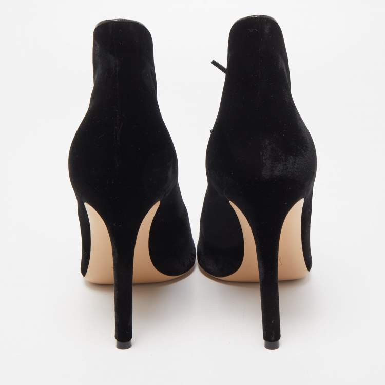 Pre Owned Gianvito Rossi Black Velvet Open Toe Booties Size 38