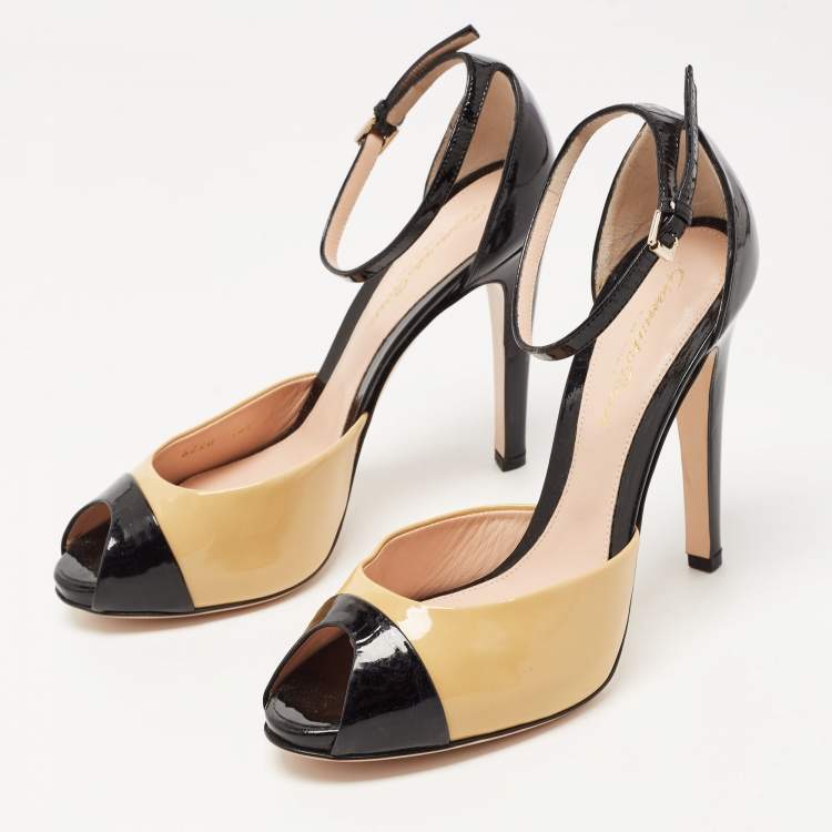 Pre Owned Gianvito Rossi Black/Beige Patent Leather Peep Toe Ankle Strap Pumps Size 38.5