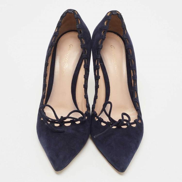 Pre Owned Gianvito Rossi Blue Suede Lace Bow Pointed Toe Pumps Size 39