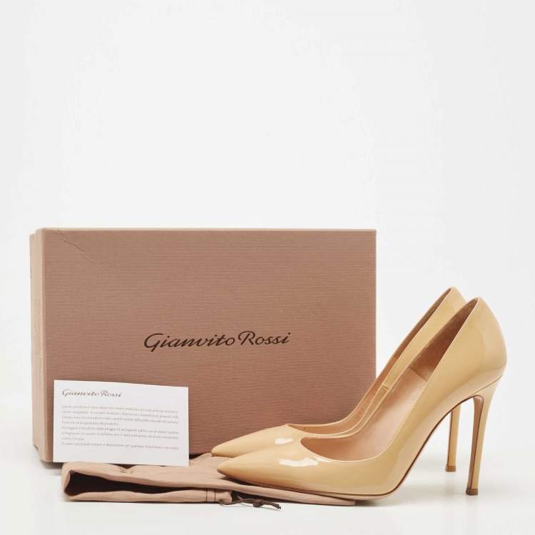 Pre Owned Gianvito Rossi Beige Patent Leather Pointed Toe Pumps Size 38