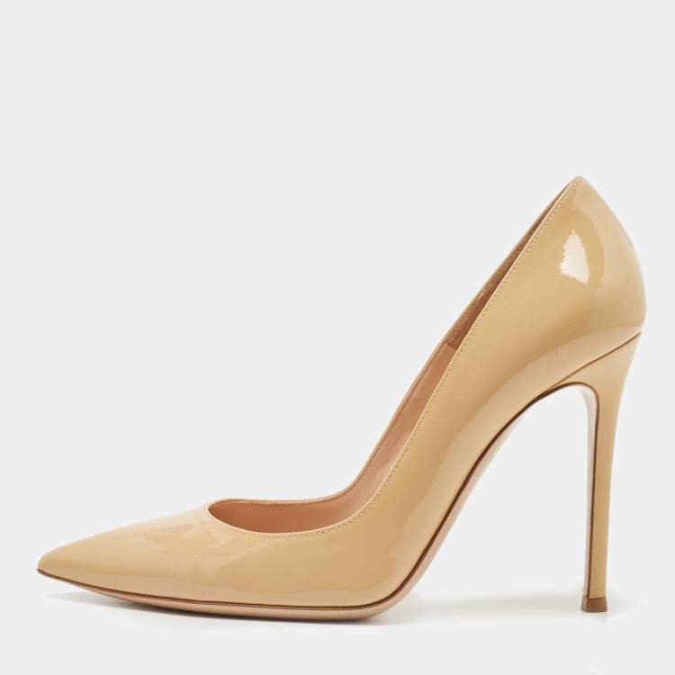 Pre Owned Gianvito Rossi Beige Patent Leather Pointed Toe Pumps Size 38