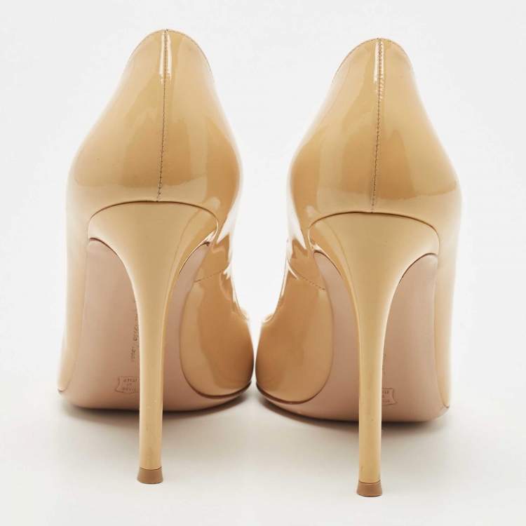 Pre Owned Gianvito Rossi Beige Patent Leather Pointed Toe Pumps Size 38