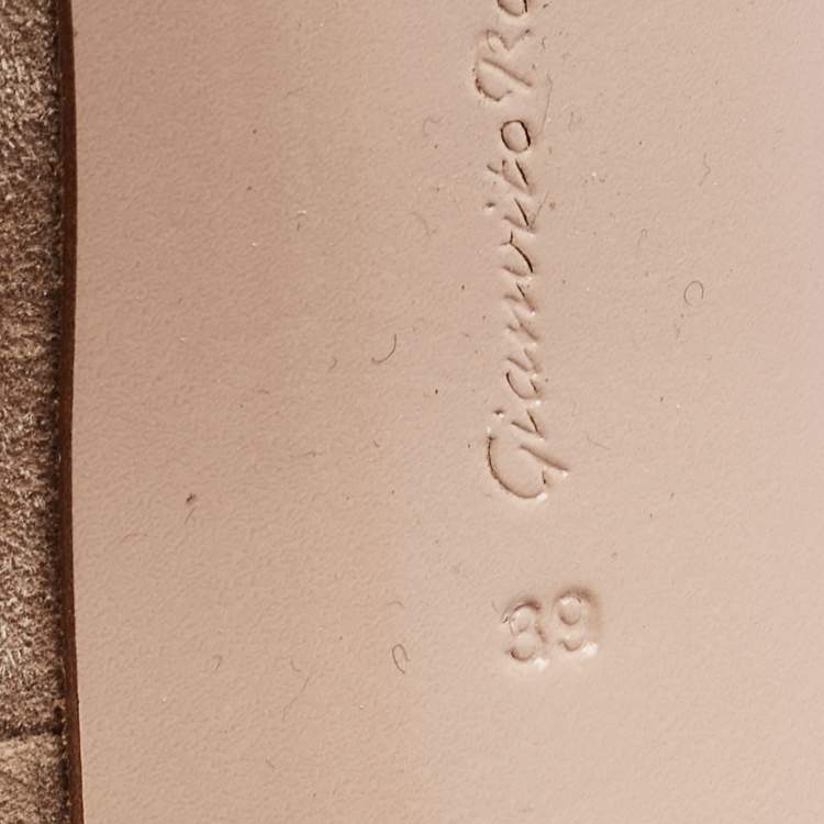 Pre Owned Gianvito Rossi Beige Suede Gianvito Pumps Size 39