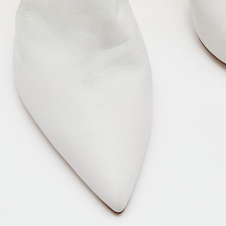 Pre Owned Gianvito Rossi White Leather Aramis Mules Size 39.5