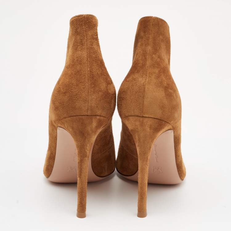 Pre Owned Gianvito Rossi Brown Suede Vamp Peep Toe Booties Size 38