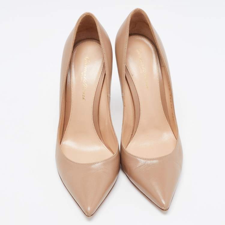 Pre Owned Gianvito Rossi Brown Leather Gianvito Pumps Size 38.5