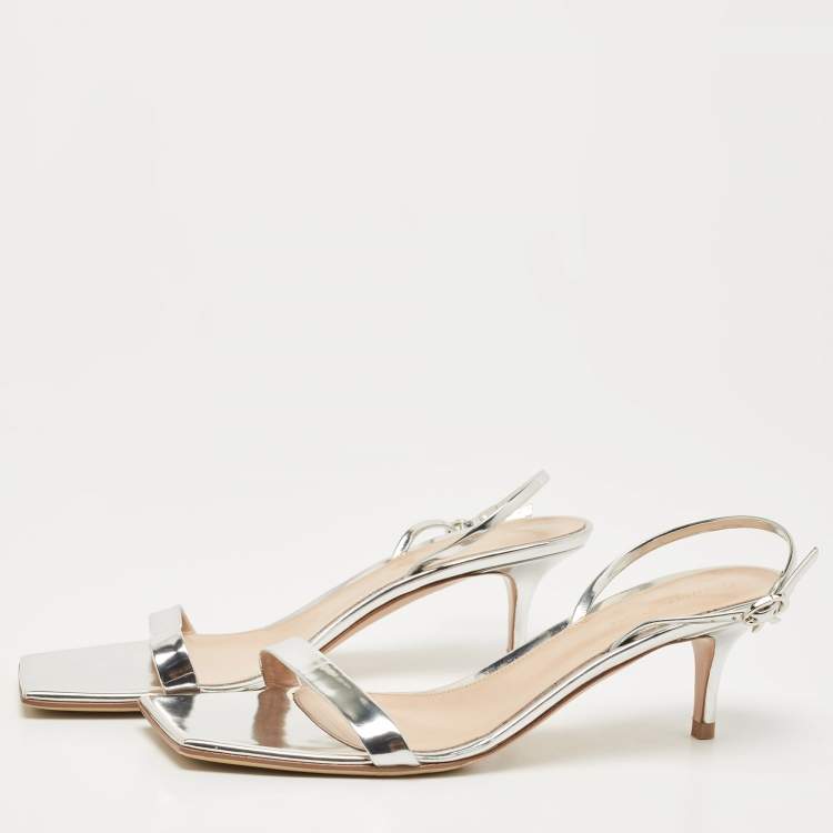 Pre Owned Gianvito Rossi Silver Leather Ankle Strap Sandals Size 41.5