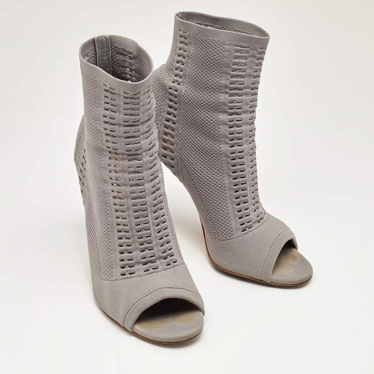 Pre Owned Gianvito Rossi Grey Knit Fabric Vires Ankle Booties Size 40.5
