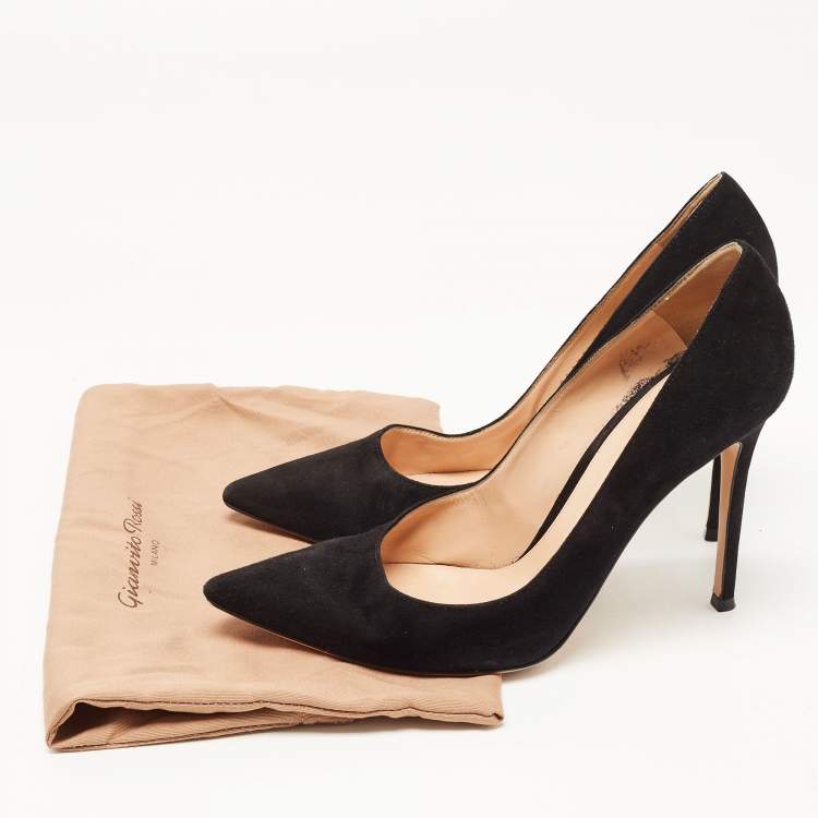 Pre Owned Gianvito Rossi Black Suede Gianvito Pumps Size 40.5