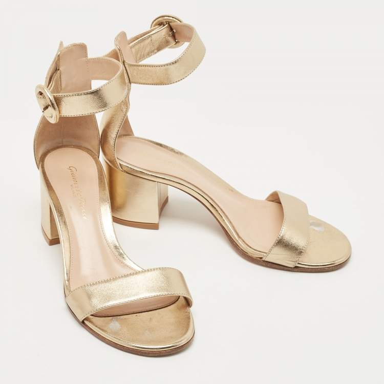 Pre Owned Gianvito Rossi Gold Leather Portofino Block Heel Sandals Size 35.5