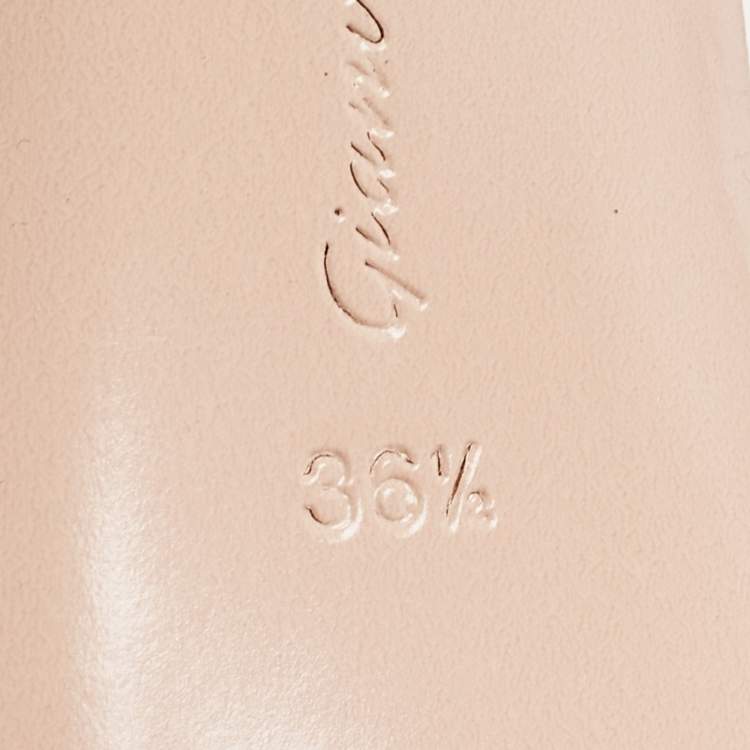 Pre Owned Gianvito Rossi Off White Patent Leather and PVC Plexi Slingback Pumps Size 36.5