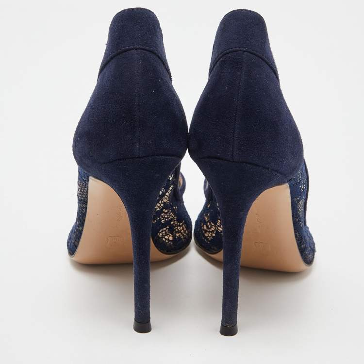 Pre Owned Gianvito Rossi Navy Blue Lace and Suede Pumps Size 36