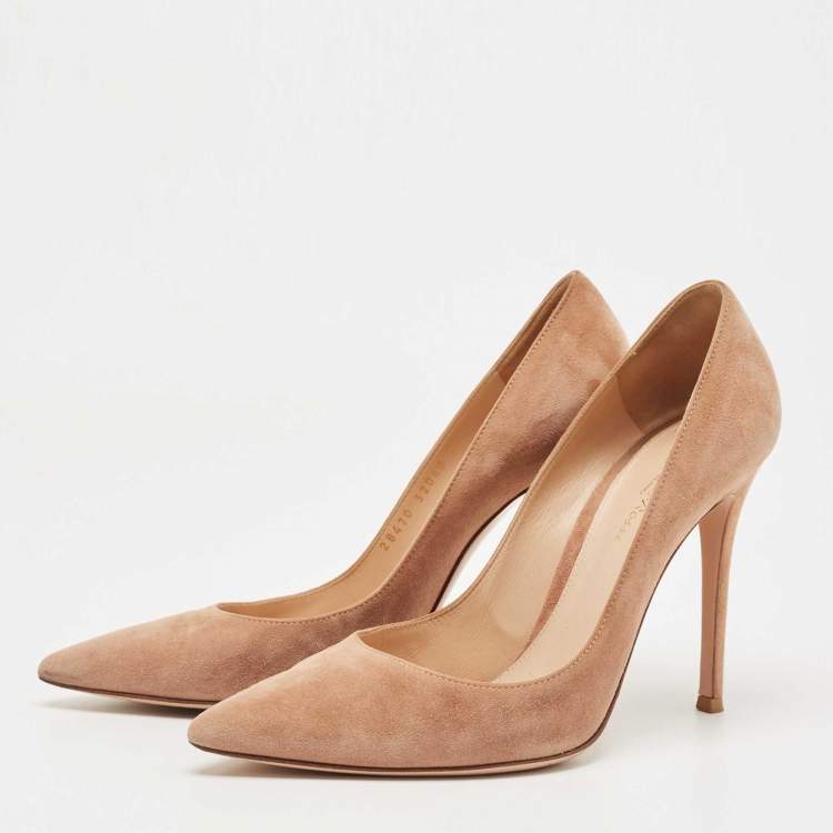 Pre Owned Gianvito Rossi Beige Suede Gianvito 105 Pointed Toe Pumps Size 39