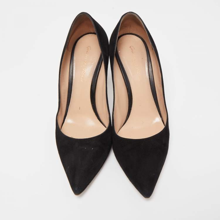Pre Owned Gianvito Rossi Black Suede Gianvito Pumps Size 37