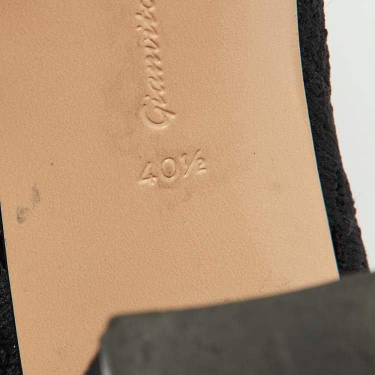 Pre Owned Gianvito Rossi Black Stretch Knit Thurlow Ankle Boots Size 40.5