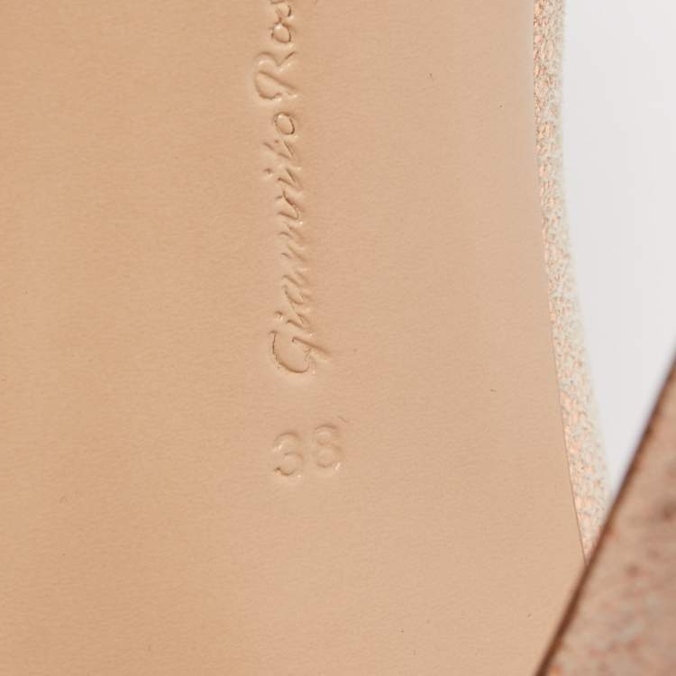 Pre Owned Gianvito Rossi Metallic Gold Suede Pointed Toe Pumps Size 38