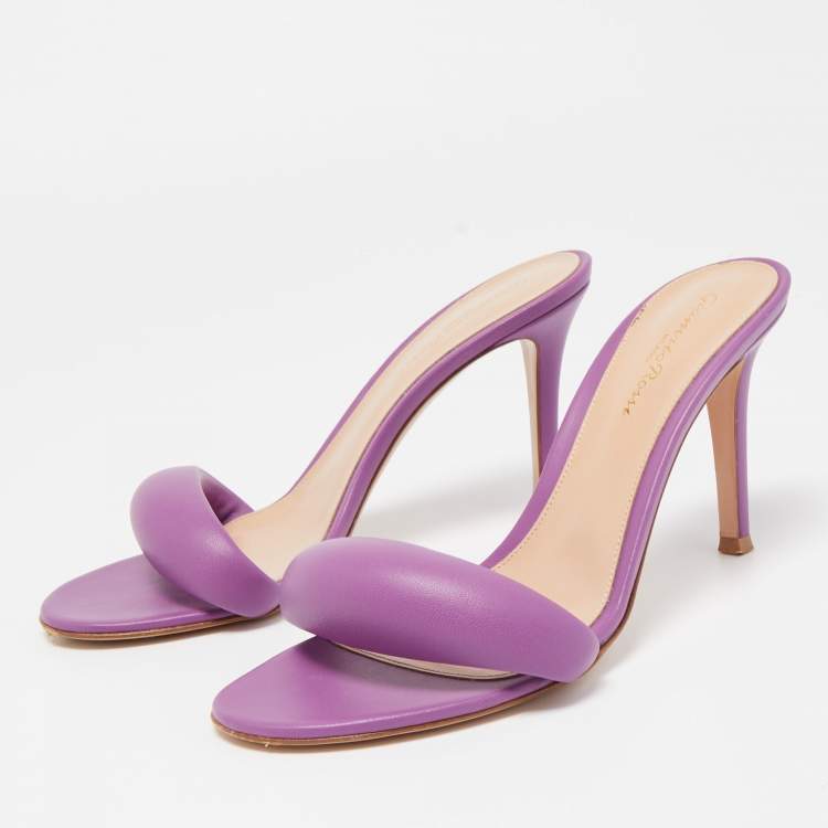 مملوكة مسبقًا Gianvito Rossi Purple Leather Bijoux Slides Size 38