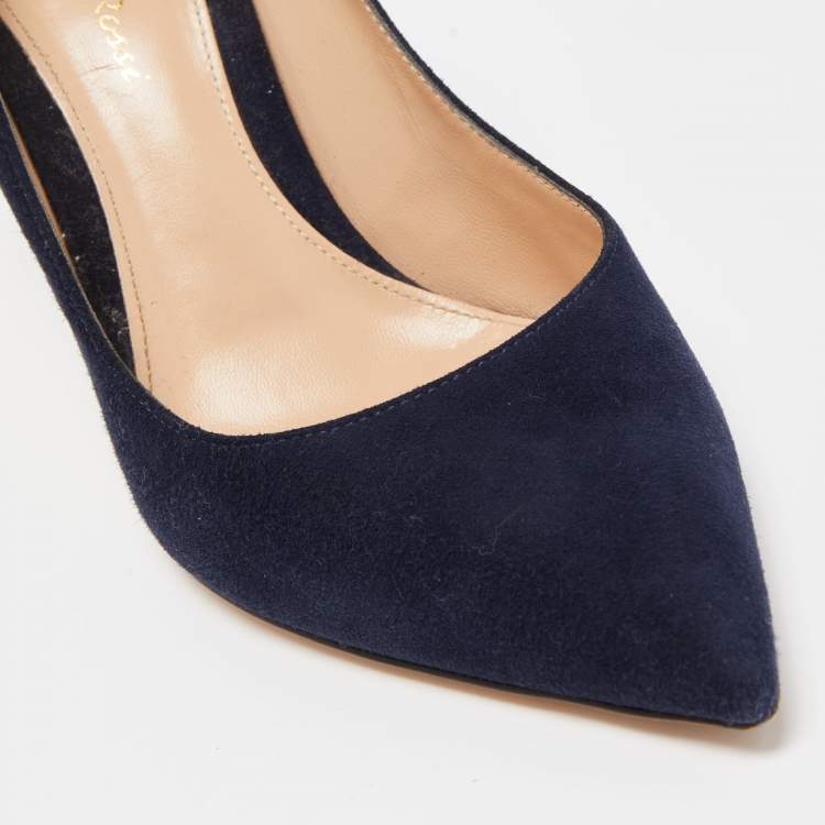 Pre Owned Gianvito Rossi Navy Blue Suede Gianvito 105 Pumps Size 38