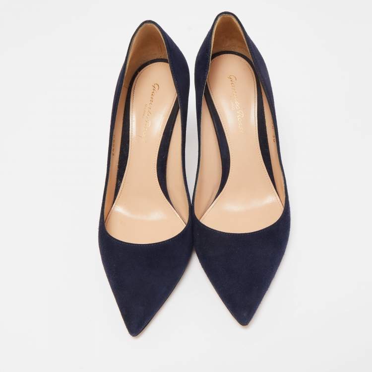 Pre Owned Gianvito Rossi Navy Blue Suede Gianvito 105 Pumps Size 38
