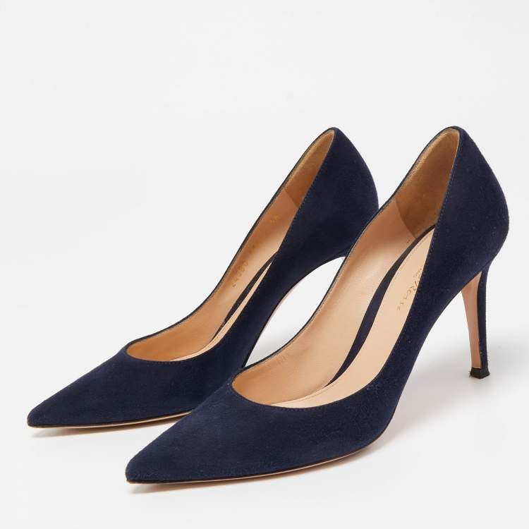 Pre Owned Gianvito Rossi Navy Blue Suede Gianvito 105 Pumps Size 38