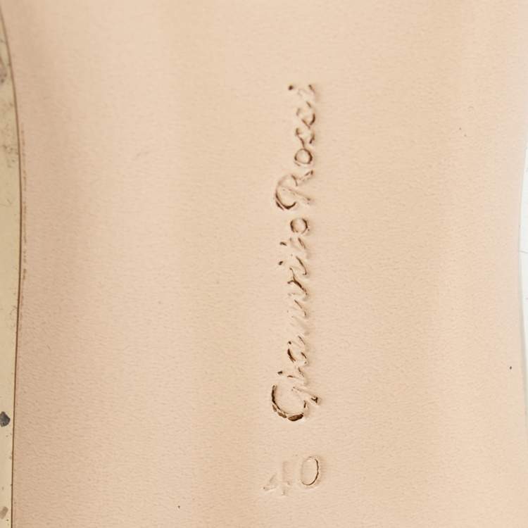 Pre Owned Gianvito Rossi Two Tone Leather and PVC Plexi Pumps Size 40