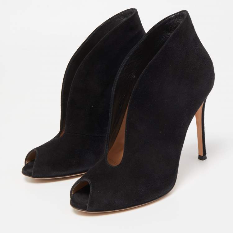 Pre Owned Gianvito Rossi Black Suede Vamp Peep Toe Booties Size 36.5