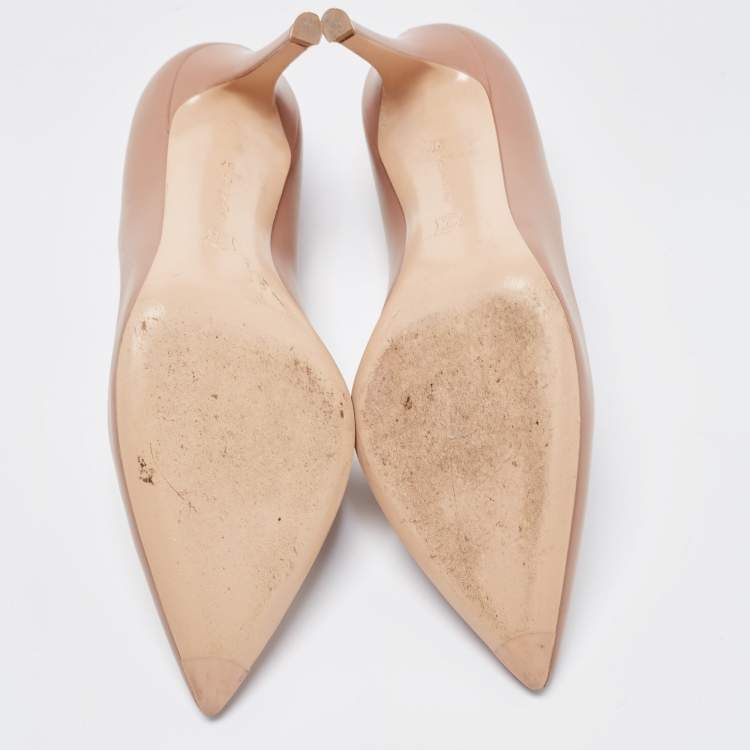 Pre Owned Gianvito Rossi Beige Leather Pointed Toe Pumps Size 37