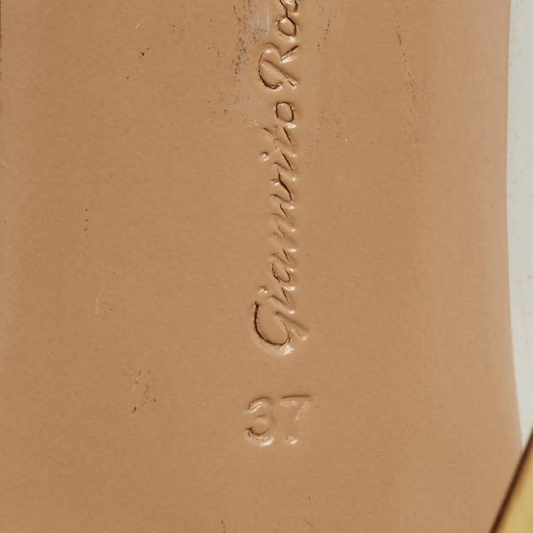 Pre Owned Gianvito Rossi Gold Patent Leather and PVC Plexi Pumps Size 37