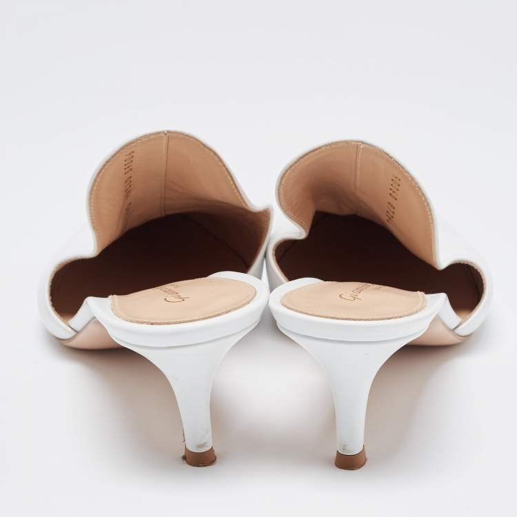 Pre Owned Gianvito Rossi White Leather Aramis Mules Size 36