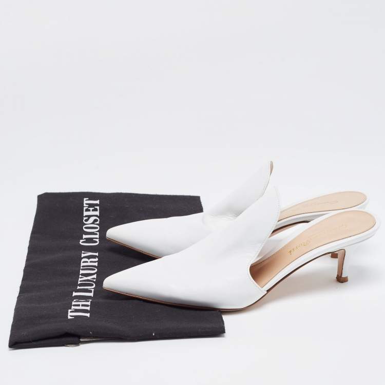 Pre Owned Gianvito Rossi White Leather Aramis Mules Size 36