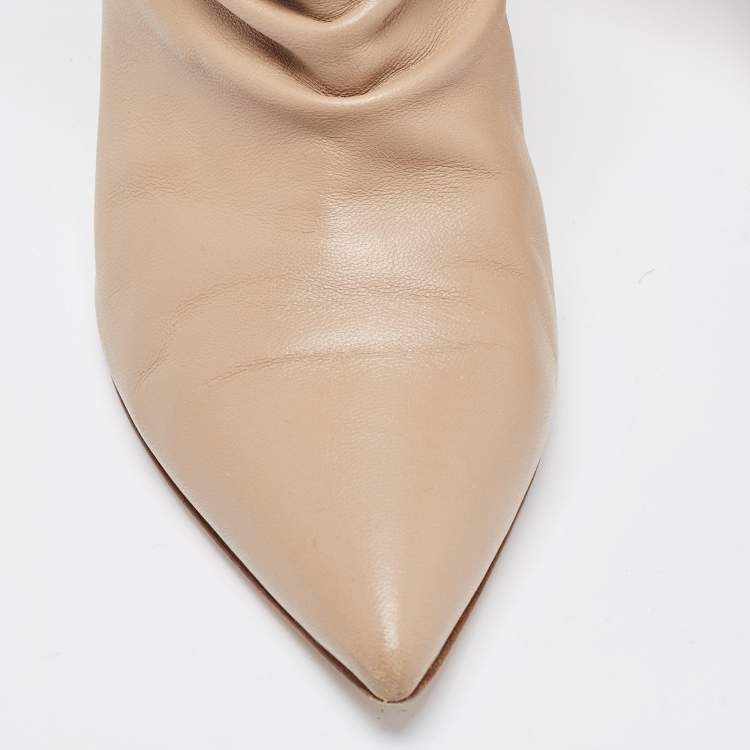 مملوكة مسبقًا Gianvito Rossi Beige Leather Ruched Cécile Ankle Boots Size 39