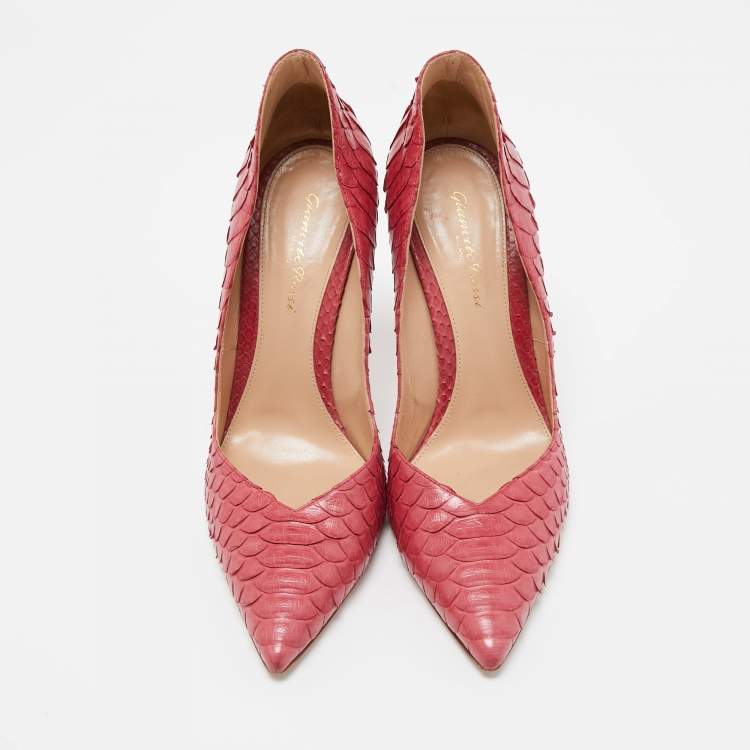 Pre Owned Gianvito Rossi Pink Python Leather Pointed Toe Pumps Size 39
