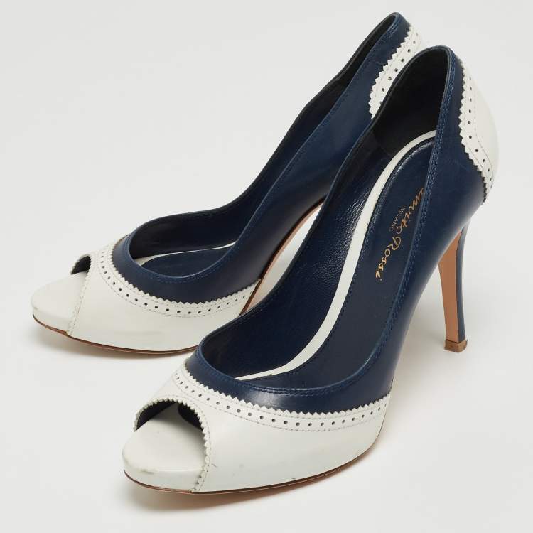 Gianvito rossi hot sale peep toe