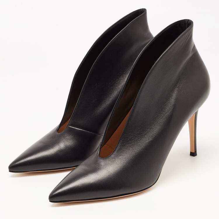 Pre Owned Gianvito Rossi Black Leather Vamp Pointed Toe Booties Size 41