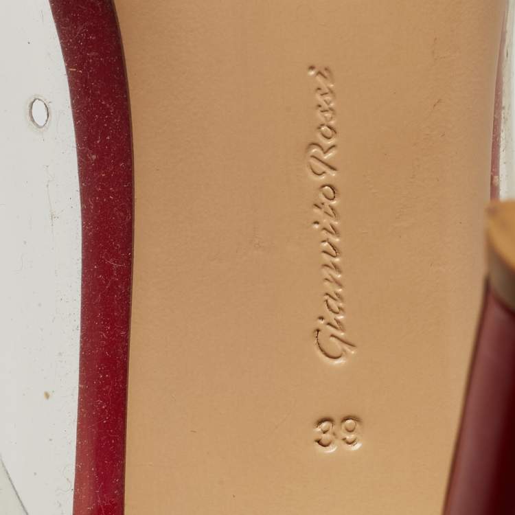 مملوكة مسبقًا Gianvito Rossi Red Patent Leather and PVC Plexi Pumps Size 39