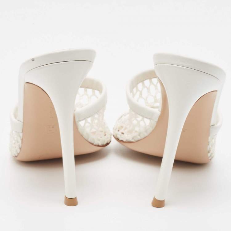 Pre Owned Gianvito Rossi White Mesh And Leather Honeycomb Open Toe Mules Size 39