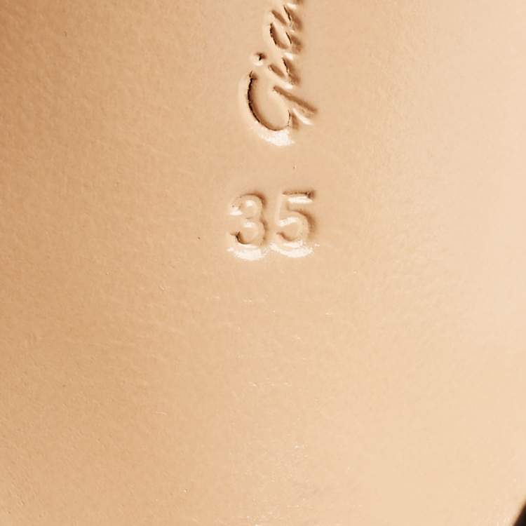 Pre Owned Gianvito Rossi Black Suede and PVC Plexi Pumps Size 35