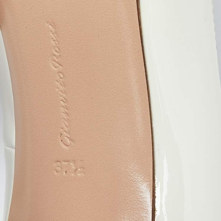 Pre Owned Gianvito Rossi Off White Patent Leather Pointed Toe Pumps Size 37.5